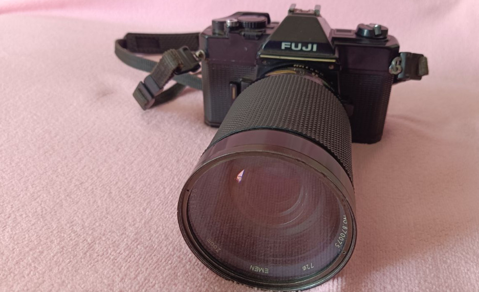 FUJI富士单镜头反光胶片相机STX-2 FUJI富士单镜头反光胶片相机STX-2